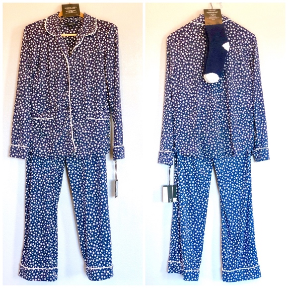 Simply Vera Vera Wang Other - NWT {SIMPLY VERA WANG} Brushed Knit PJ Set & Socks